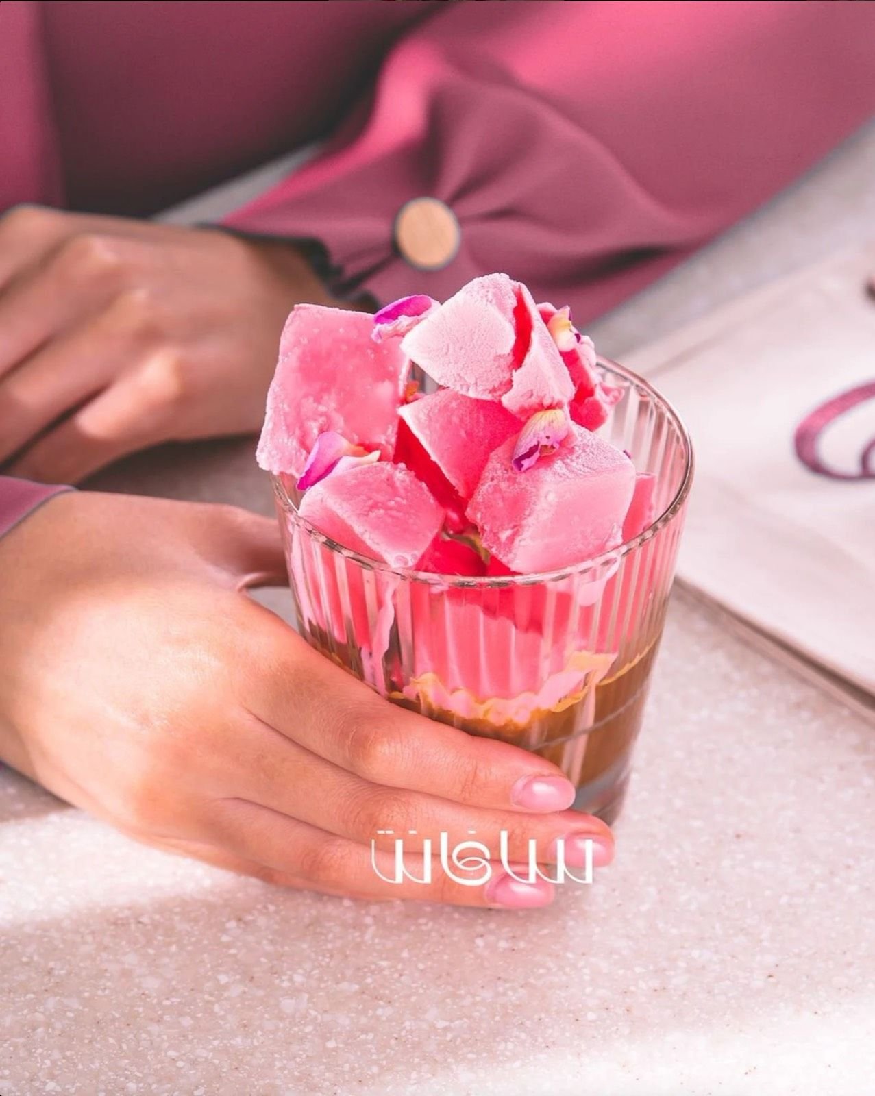 SAVANT — Rose, in a glass